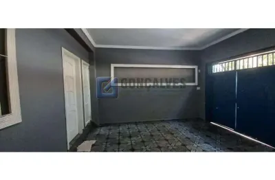 Sobrado 4 dormitórios sendo 2 suites, 222 mts² no Bairro Santa Maria em Santo André.