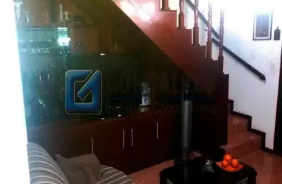 Casa com 3 quartos à venda na professora adelia alves martins, r, parque selecta (montanhão), são bernardo do campo por r$ 750.000
