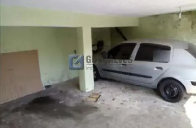 Sobrado 3 dormitórios sendo 1 suite, 129 mts² no bairro jardim monções em santo andré.