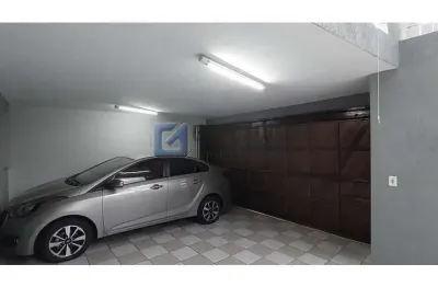 Casa com 4 quartos à venda na Rua Itatinga, Parque Jaçatuba, Santo André por R$ 760.000