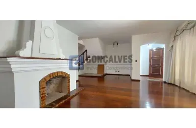 Casa com 3 quartos à venda na rua cafelândia, nova petrópolis, são bernardo do campo por r$ 1.500.000