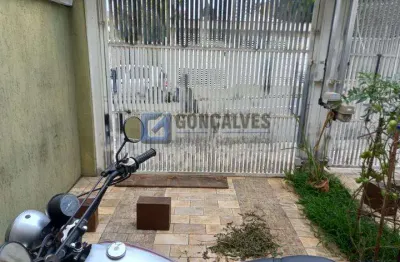 Casa à venda no bairro vila dayse em são bernardo do campo com 240 m², 3 dormitórios sendo 1 suite com closet.