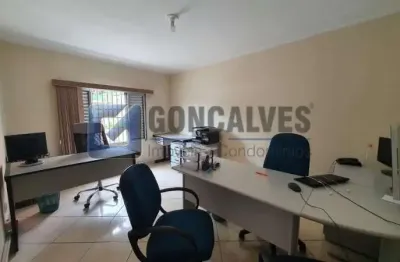 Casa comercial à venda na avenida capitão casa, dos casa, são bernardo do campo, 243 m2 por r$ 1.250.000