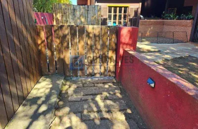 Casa com 3 quartos à venda na Alameda Alemanha, Centro, Carapicuíba, 517 m2 por R$ 1.850.000