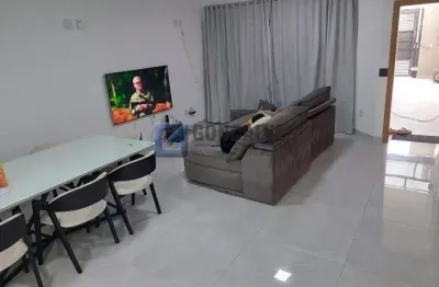 Casa com 3 quartos à venda na Rua Lídia Afonso, Independência, São Bernardo do Campo por R$ 1.360.000