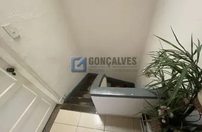 Sobrado 3 dormitórios sendo 1 suite, 109 mts² na Vila Metalúrgica em Santo André