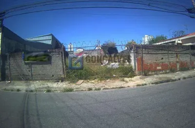 Terreno à venda na Rua Recife, Vila Sacadura Cabral, Santo André