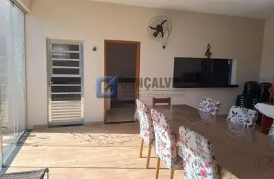 Chácara / sítio com 3 quartos à venda na maestro dorival rossi, todos, centro, itatiba por r$ 850.000