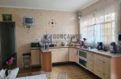 Casa com 4 quartos à venda na jose salustiano santana, r, mauá, são caetano do sul, 220 m2 por r$ 1.010.000