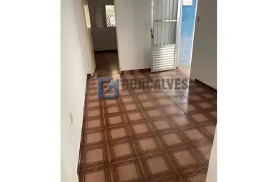 Casa 2 dormitórios, 150 m² de área construída no bairro parque industriario em santo andré