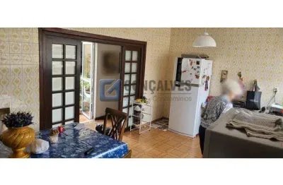 Casa com 3 quartos à venda na avenida imperatriz leopoldina, nova petrópolis, são bernardo do campo por r$ 1.915.000