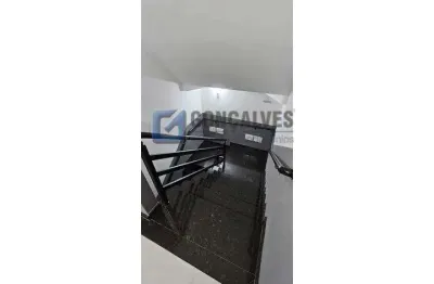 Apartamento cobertura 2 dormitórios sendo 1 suite, 200 mts² no bairro jardim santo alberto em santo andré