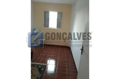 Casa com 2 quartos à venda na sidney cabral xavier, r, jardim calux, são bernardo do campo, 150 m2 por r$ 400.000