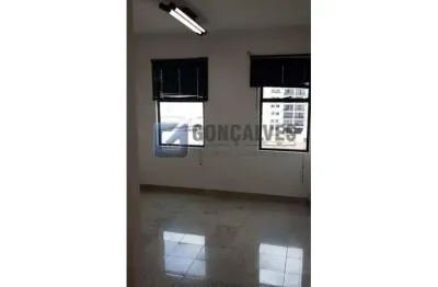 Sala comercial com 30m² á venda no jardim bela vista em santo andré.