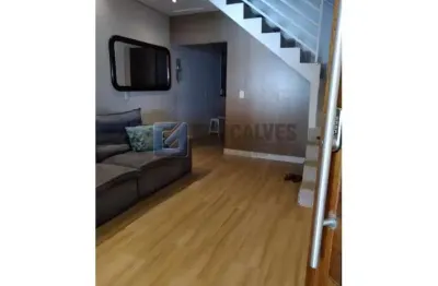 Sobrado com 3 quartos á venda no Demarchi em São Bernardo do Campo/SP