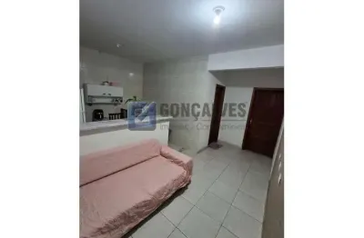 Sobrado amplo com 3 dormitórios na Vila São Pedro em São Bernardo do Campo