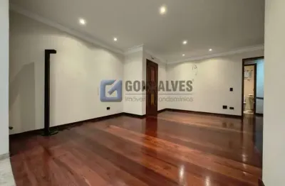 Apartamento a venda com 3 dormitórios e 2 vagas no centro de são bernardo do campo com 125m², suíte e varanda.