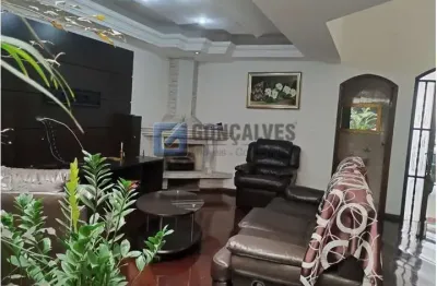 Sobrado com 03 dormitórios/suítes a venda vila euclides em são bernardo do campo/sp