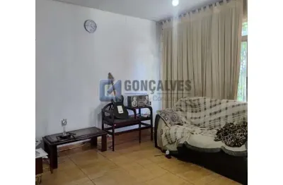 Casa térrea com 2 quartos à venda em santa terezinha, santo andré/sp.