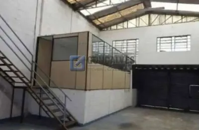 Galpão com 300m de área construída a venda na nova petrópolis, em são bernardo do campo/sp.