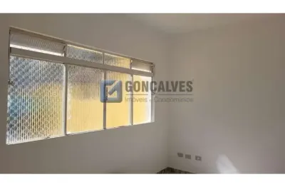 Sobrado com 02 dormitórios a venda no bairro baeta neves em são bernardo do campo/sp.