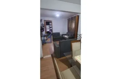 Casa térrea com 2 quartos á venda na vila junqueira em santo andré/sp.