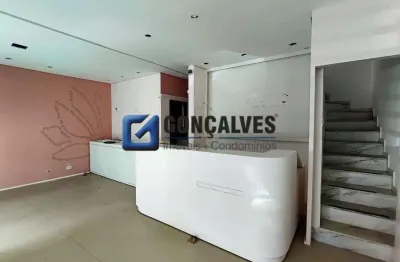 Sobrado Comercial em Jardim, Santo André – 220 m², 4 vagas, 10 salas