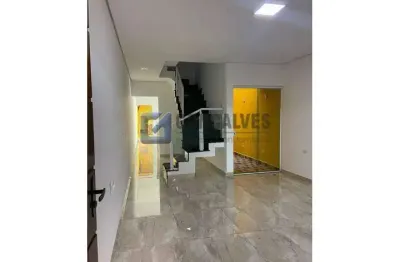 Sobrado Residencial com 3 Quartos (1 suíte) em Vila Camilópolis, Santo André – 2 Vagas