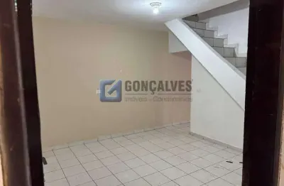 Sobrado de 3 Quartos à Venda em Vila Nogueira, Diadema – 120m²