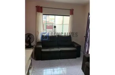 Sobrado 2 dormitórios sendo 1 suite, 138 mts² na Vila Pires em Santo André.