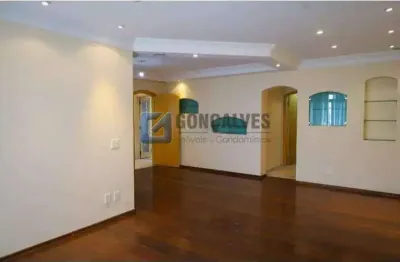 Apartamento de 160m² bem localizado na Vila Assunção um lugar que representa a vitalidade de Santo André