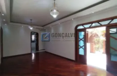 Apartamento 3 dormitórios sendo 1 suite, 188 mts² no Bairro Campestre em Santo André.