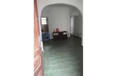Sobrado com 2 quartos à venda no Bairro Cerâmica em São Caetano do Sul/SP.
