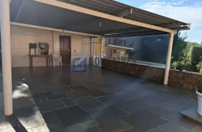 Chácara / sítio com 3 quartos à venda na Rua Fernando Pessoa, Jardim da Represa, São Bernardo do Campo