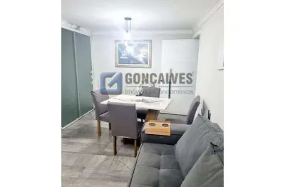 Casa à venda no Bairro Taboão, São Bernardo do Campo – 3 Dormitórios, 1 Suíte, 2 Vagas