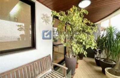 Apartamento residencial com 3 suítes, 3 vagas e área total de 260 m² – Vila Caminho do Mar, SBCampo