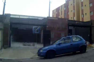 Casa residencial com 2 suítes em Taboão, São Bernardo do Campo — 144m² de terreno