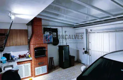 Sobrado Residencial em Campestre, Santo André – 3 Dormitórios (1 Suíte) com 2 Vagas