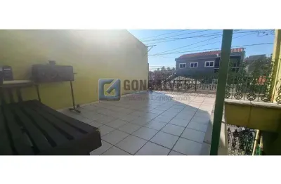 Sobrado Residencial à Venda em Vila Bocaina, Mauá – 3 Quartos, 4 Vagas