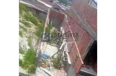 Terreno Residencial de 80 m² em Jardim Mirante, Santo André – R$135.000