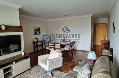 Apartamento Residencial 3 Quartos com 1 Suíte e 2 Vagas no Campestre, Santo André – 114 m²