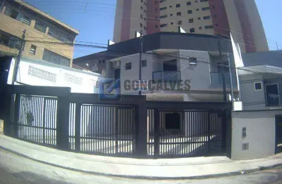 Sobrado à venda em Vila Curuçá, Santo André – 3 quartos, 1 suíte, 2 vagas