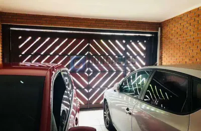 Sobrado Residencial em Vila Palmares, Santo André – 2 Quartos, 1 Suíte, 2 Vagas