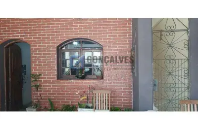 Sobrado Residencial com 3 Quartos, 2 Vagas – Rudge Ramos, SBC