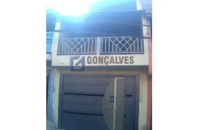 Sobrado Comercial à Venda em Jardim Thelma, SBC | 229 m² Úteis, 83,29 m² de Terreno