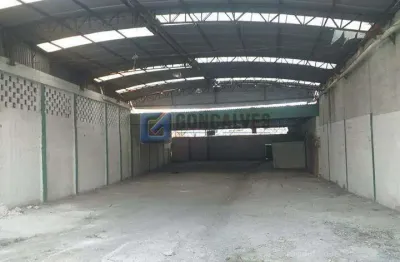 Galpão Comercial à Venda em Santo André (Vila Sacadura Cabral) – 493 m² Internos, 525 m² de Terreno