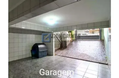 Sobrado residencial com 4 quartos à venda em Jardim Las Vegas, Santo André – 171 m²