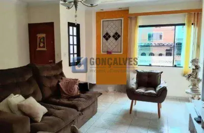 Sobrado à venda no Campestre, Santo André – 3 quartos, 1 suíte, 3 vagas