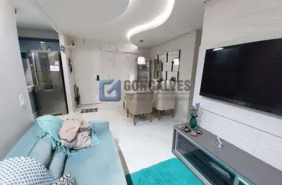 Apartamento de 3 Dormitórios com 2 Vagas em Osvaldo Cruz, São Caetano do Sul