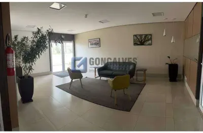 Venda: Apartamento 2 Dormitórios com 2 Vagas | Vila Valparaíso, Santo André